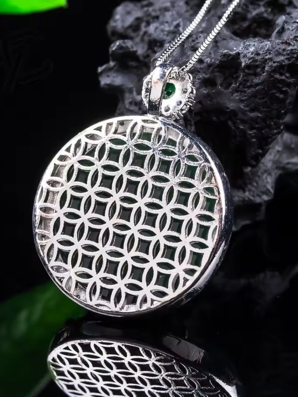 Silver Green Phoenix Medallion Necklace - Women Jewelry - Picture 5 of 6